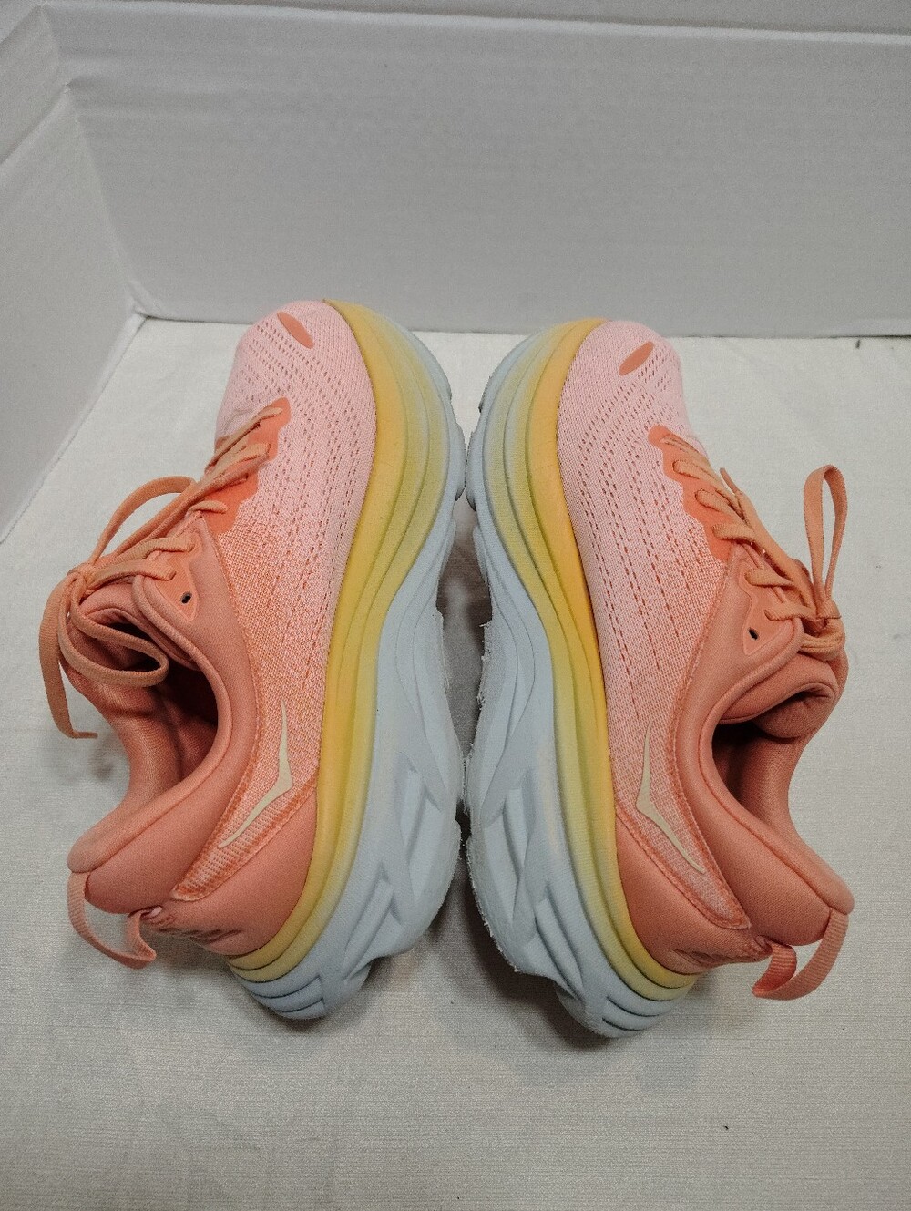 Hoka One One Bondi 8, Women Shoes # 9.5 US - Picture 9 of 12